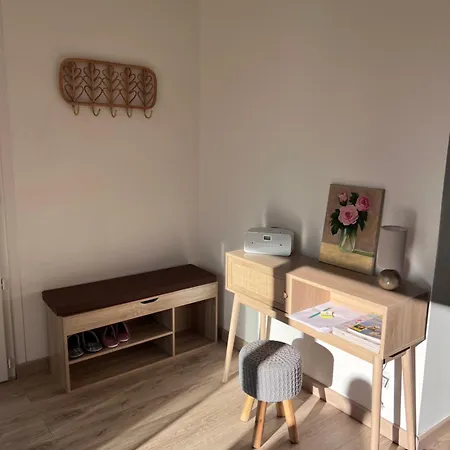 Hébergement de vacances Jolie Maison Avec Jardin, 2