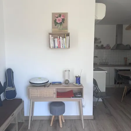 Hébergement de vacances Jolie Maison Avec Jardin, 2 *